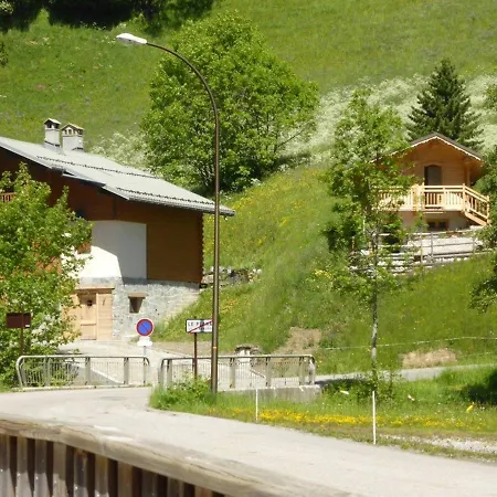 Duplex 2** Pour 8 Pers. Au Pied Des Pistes Avec Balcon, Parking Et Equipements Familials - Fr-1-342-149